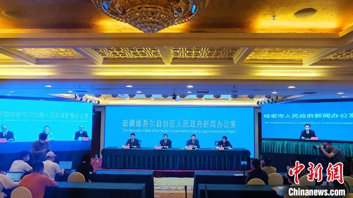 新疆伊犁州：分區(qū)、分田、分時(shí)開(kāi)展農(nóng)業(yè)生產(chǎn)作業(yè)