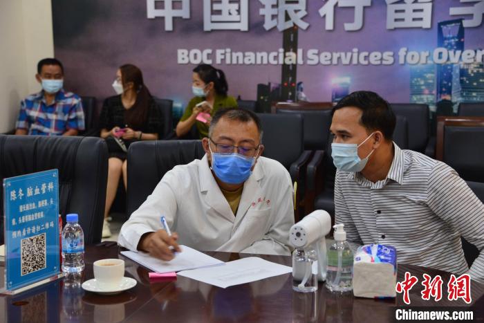 活動(dòng)現(xiàn)場(chǎng)?！∮嘞娆B 攝