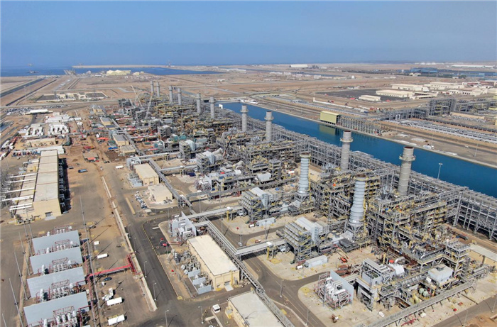 圖為無人機拍攝的吉贊燃機聯(lián)合循環(huán)電站。山東電建供圖