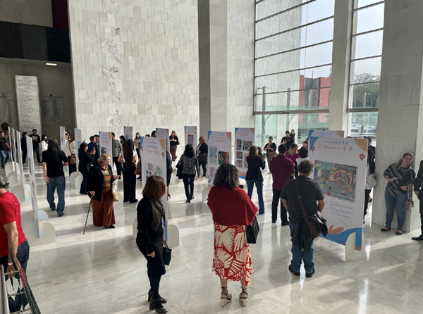 獲獎(jiǎng)作品展現(xiàn)場(chǎng)。中國(guó)駐圣保羅總領(lǐng)館供圖