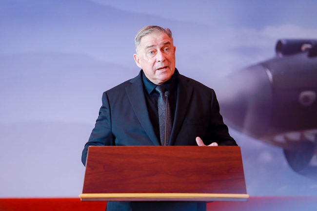 2023年10月30日，美中航空遺產基金會主席杰弗里·格林在中國人民抗日戰(zhàn)爭紀念館的活動中發(fā)表講話。中國人民對外友好協會供圖