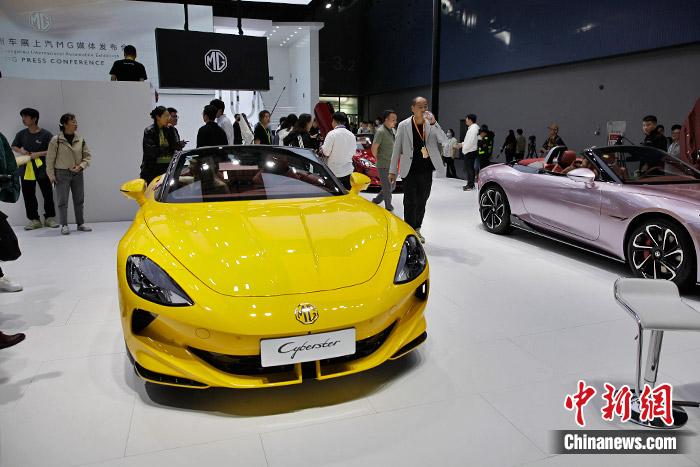 中國品牌新能源跑車。中新財經(jīng)記者 葛成 攝