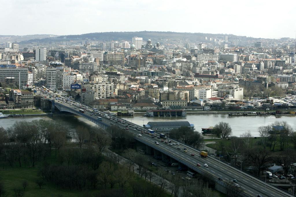 這是2015年3月30日拍攝的塞爾維亞首都貝爾格萊德老城區(qū)。貝爾格萊德是塞爾維亞的首都，坐落在薩瓦河和多瑙河的交匯處，是歐洲最古老的城市之一。新華社發(fā)（普雷德拉格·米洛薩夫列維奇攝）