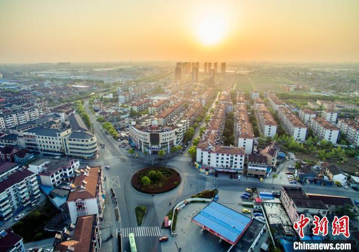 資料圖；位于上海南郊奉賢區(qū)最東部的四團鎮(zhèn)。 供圖
