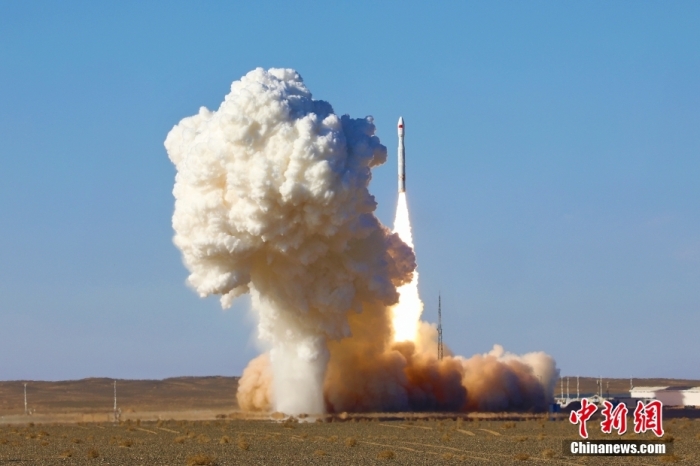 圖為發(fā)射現(xiàn)場。 王海霞 攝