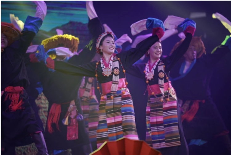 圖為2024“歡樂春節(jié)”中泰互致新春賀辭活動(dòng)現(xiàn)場(chǎng)。 中國駐泰國大使館文化處供圖