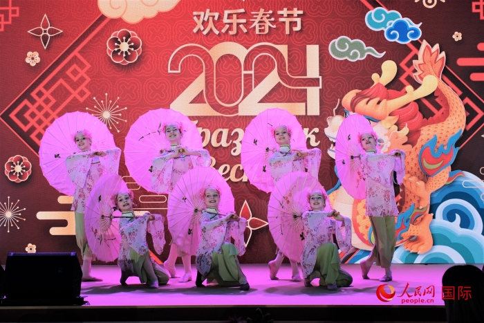 活動(dòng)現(xiàn)場(chǎng)的精彩演出。于子恒攝