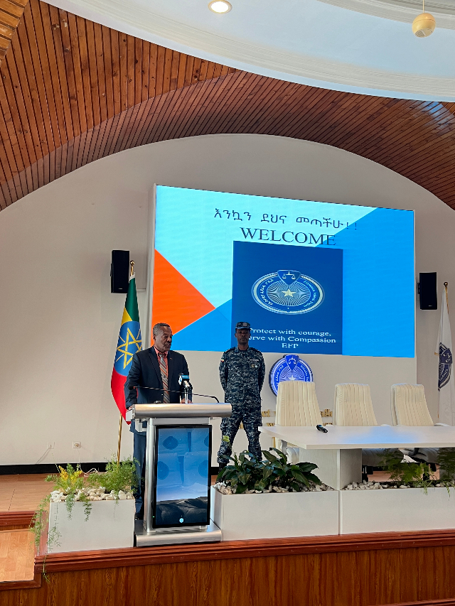 圖為埃塞警察大學(xué)校長(zhǎng)梅斯芬·阿貝貝致辭。亞的斯亞貝巴大學(xué)孔子學(xué)院供圖