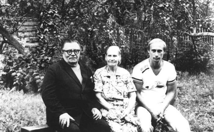 從圣彼得堡到莫斯科，普京從政大事記：下一個(gè)六年怎么走？