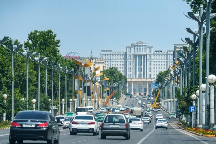 第1視點(diǎn)丨這兩座大樓，見證著中塔友誼