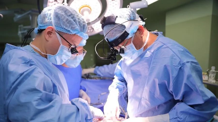 17歲少年咳嗽發(fā)熱15天，找不到感染原因！一查心臟更嚇人！上海醫(yī)生出手→