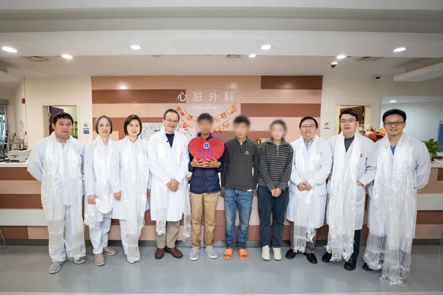 17歲少年咳嗽發(fā)熱15天，找不到感染原因！一查心臟更嚇人！上海醫(yī)生出手→