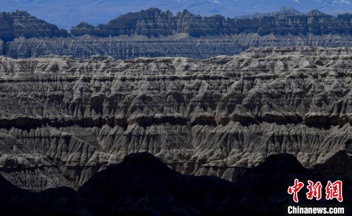 西藏阿里:壯美札達(dá)土林