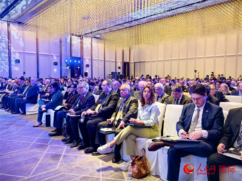 中國—巴西商業(yè)研討會(huì)現(xiàn)場(chǎng)。人民網(wǎng)記者 符園園攝