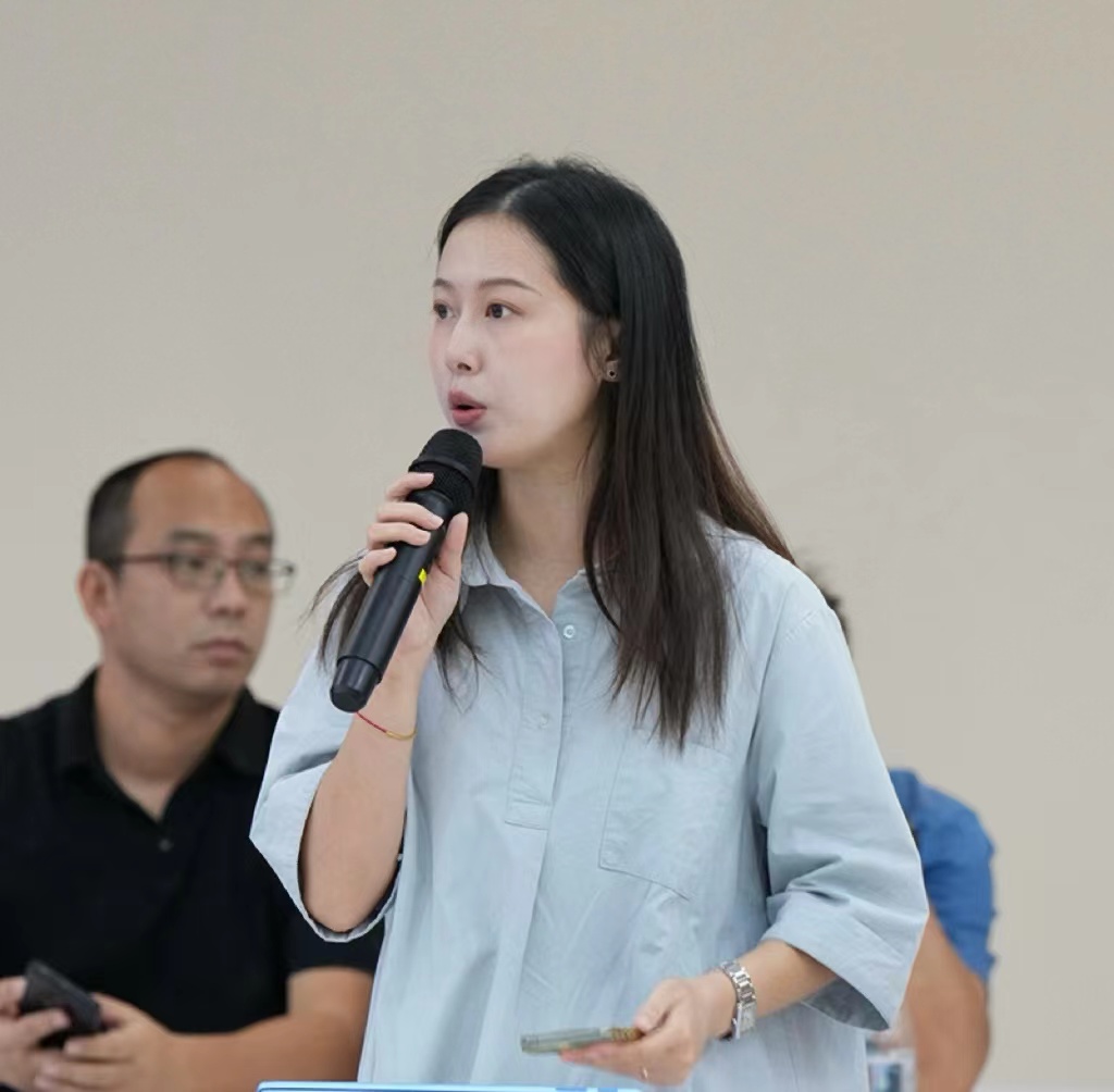 人民網(wǎng)記者提問(wèn)。水利部供圖