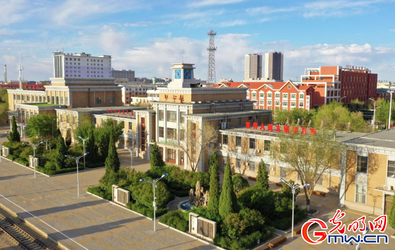 發(fā)現(xiàn)最美鐵路｜鐵龍奔騰！抒寫中歐班列草原絲路新篇章