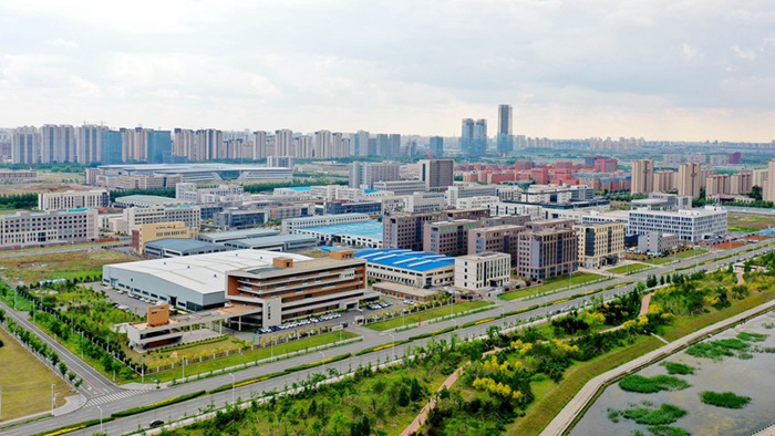 位于長春新區(qū)的一家家光電企業(yè)走上了協(xié)同化發(fā)展之路。（長春新區(qū)供圖）