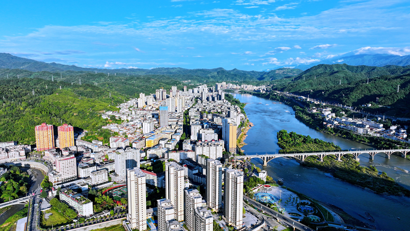 石泉縣入選全國(guó)美麗鄉(xiāng)村先行區(qū)。石泉縣委宣傳部供圖