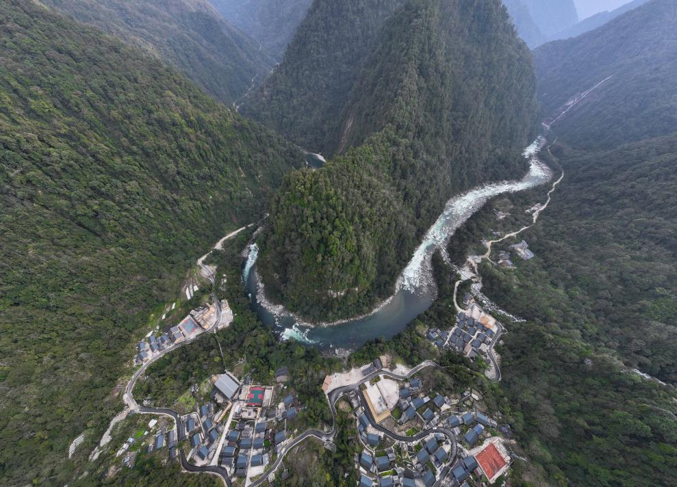 2023年3月10日，獨(dú)龍江航拍。