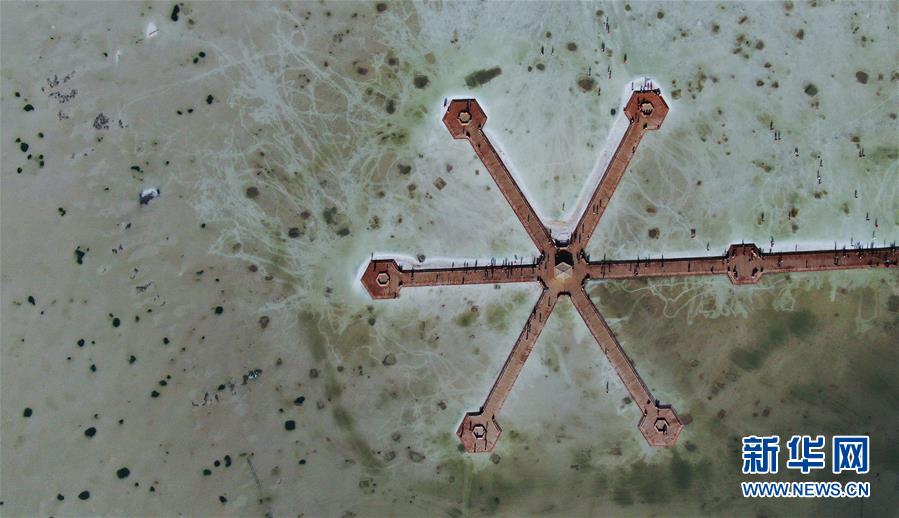 (坐著高鐵看中國)(11)青藏鐵路串起高原旅游“珍珠鏈”