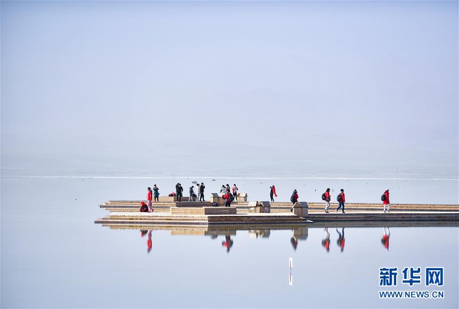 (坐著高鐵看中國)(14)青藏鐵路串起高原旅游“珍珠鏈”