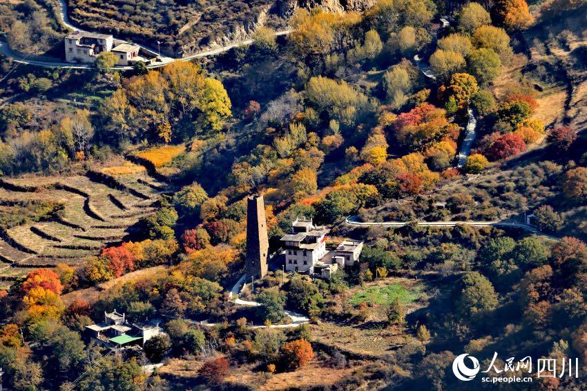 丹巴美景。李永安攝