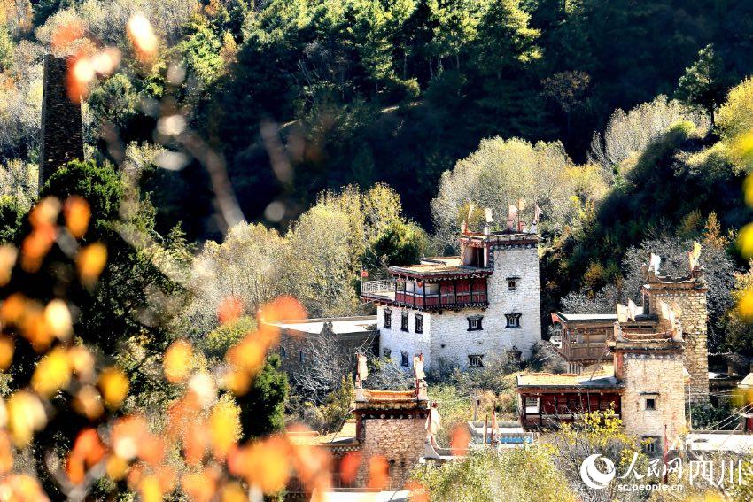 丹巴美景。李永安攝