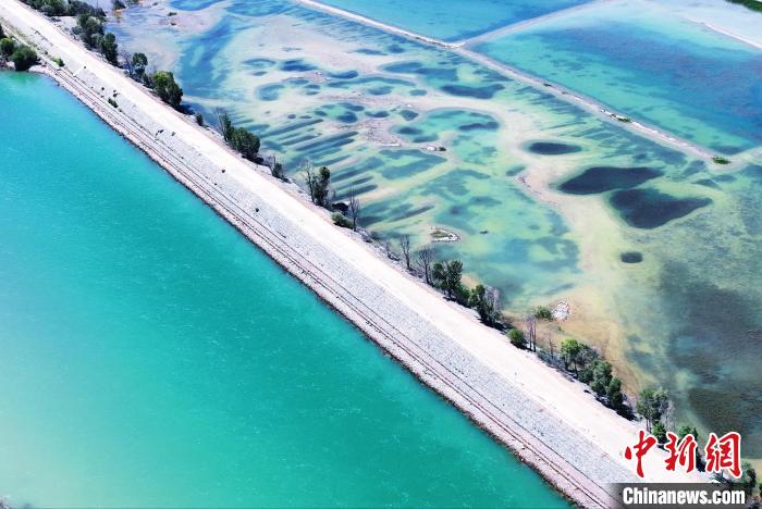 航拍貴德縣黃河?！●R銘言 攝