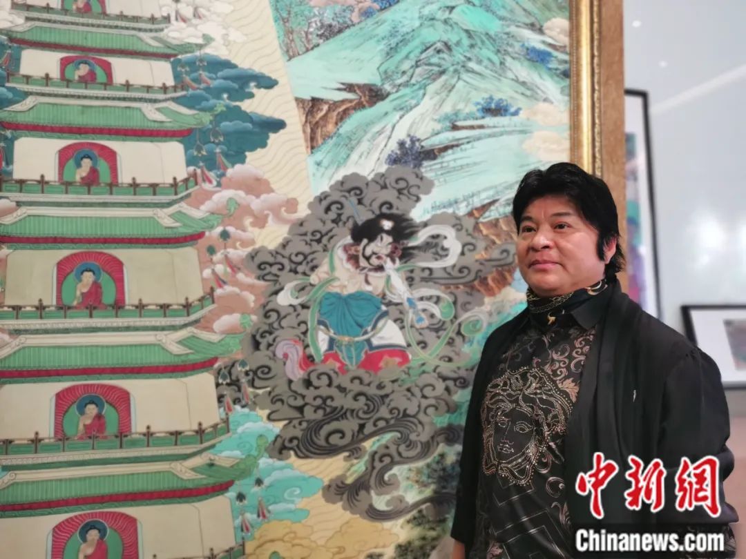 國家一級美術師劉觖。張?zhí)砀?攝