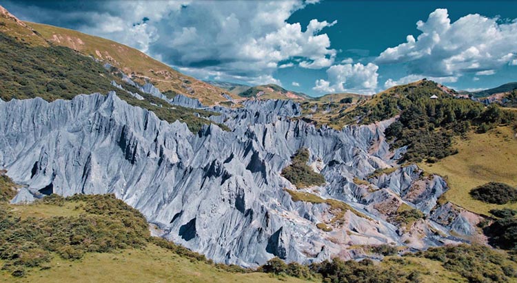 道孚縣墨石公園。甘孜州文旅局供圖