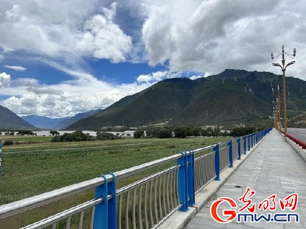 我們的家園｜林芝米林縣：河長(zhǎng)護(hù)藥洲，碧水映花谷