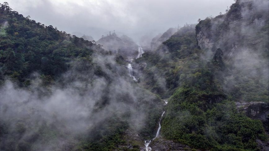 秋日里的墨脫云海。張澤坤攝