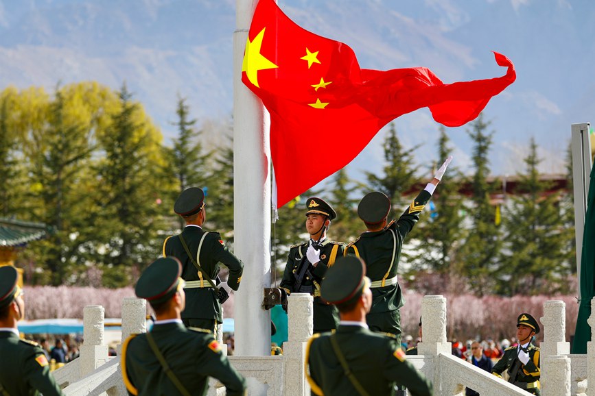 升旗儀式現(xiàn)場(chǎng)。