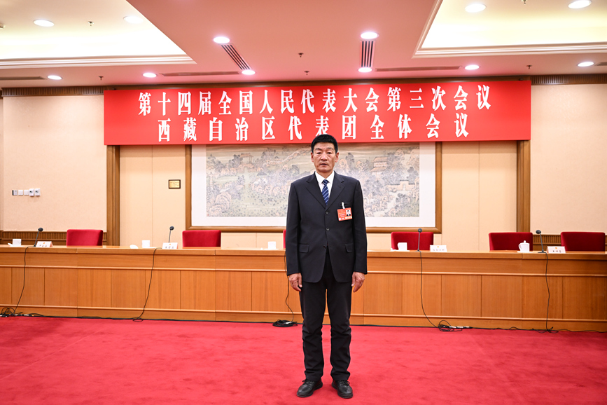 全國人大代表、國網(wǎng)拉薩供電公司城區(qū)供電服務中心帶電作業(yè)保電班副班長扎西尼瑪。次吉美朵攝