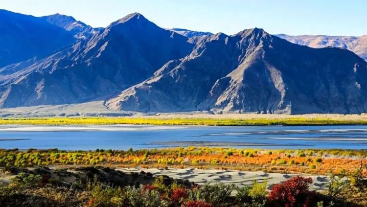 懂西藏的人，一定不會(huì)錯(cuò)過(guò)林芝的秋天