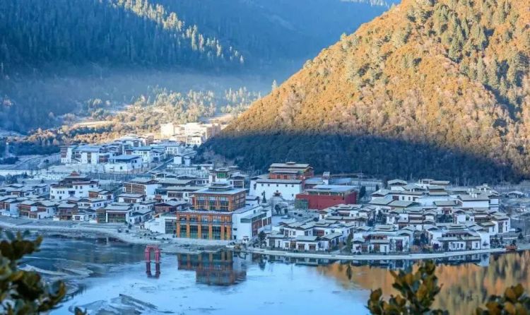 懂西藏的人，一定不會(huì)錯(cuò)過(guò)林芝的秋天