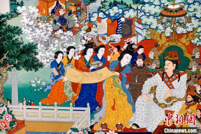 圖為5月16日，展覽中的新創(chuàng)唐卡作品(局部)?！±盍?攝